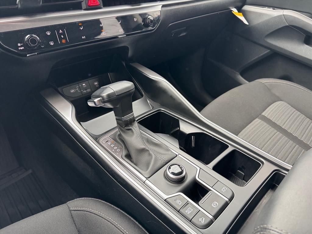 2025 Kia Sorento LX