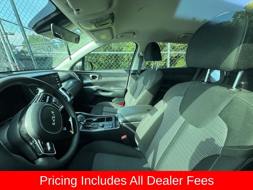 2023 Kia Sorento LX