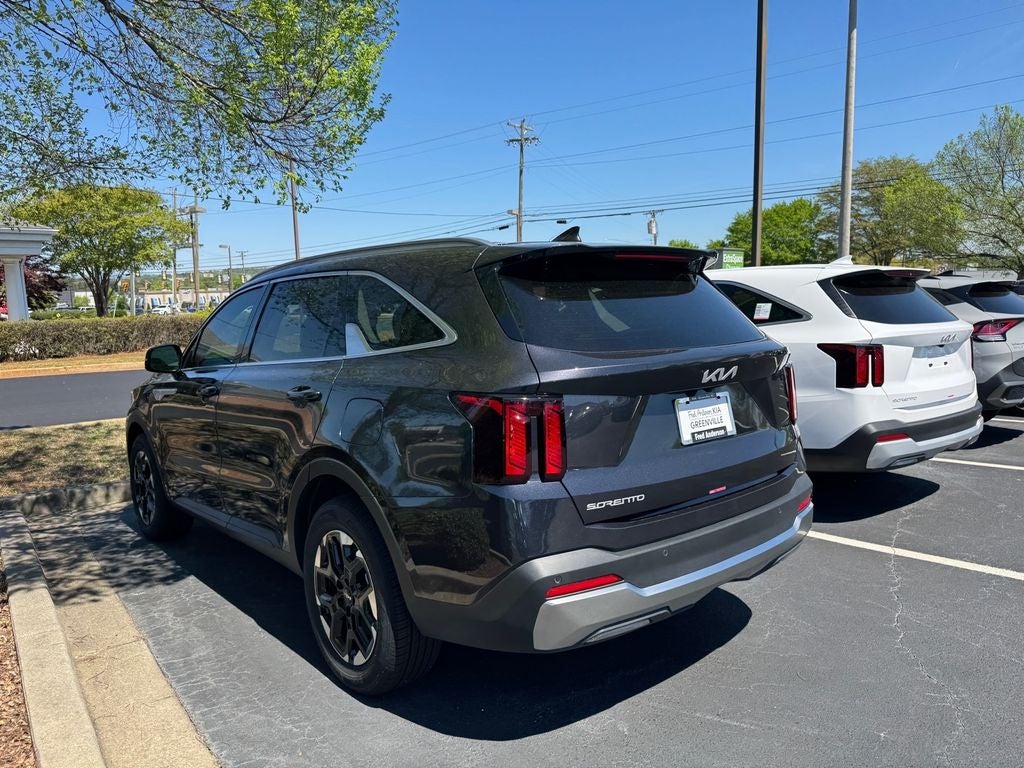 2025 Kia Sorento S