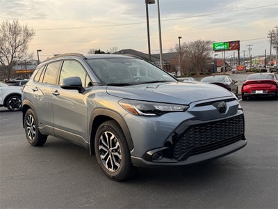 2024 Toyota Corolla Cross Hybrid SE