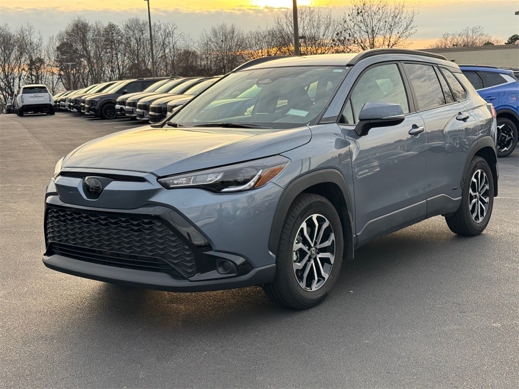 2024 Toyota Corolla Cross Hybrid SE