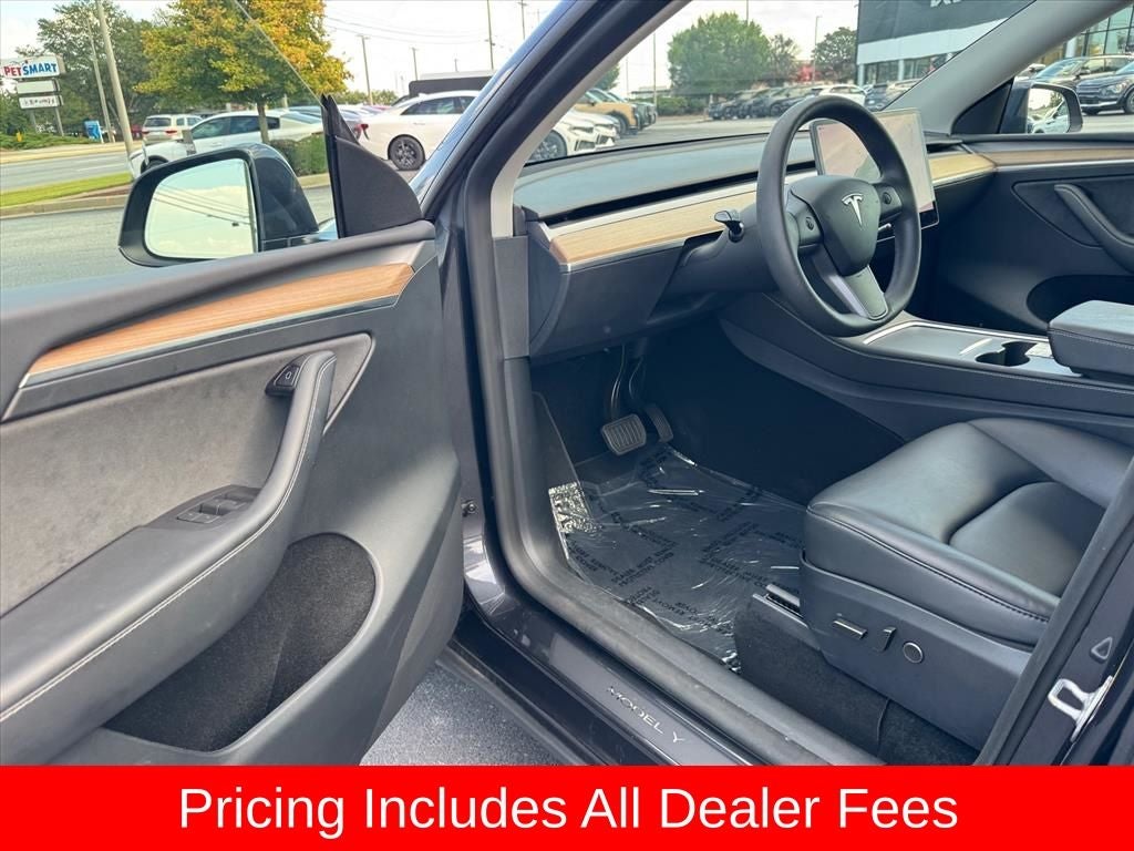 2024 Tesla Model Y Base