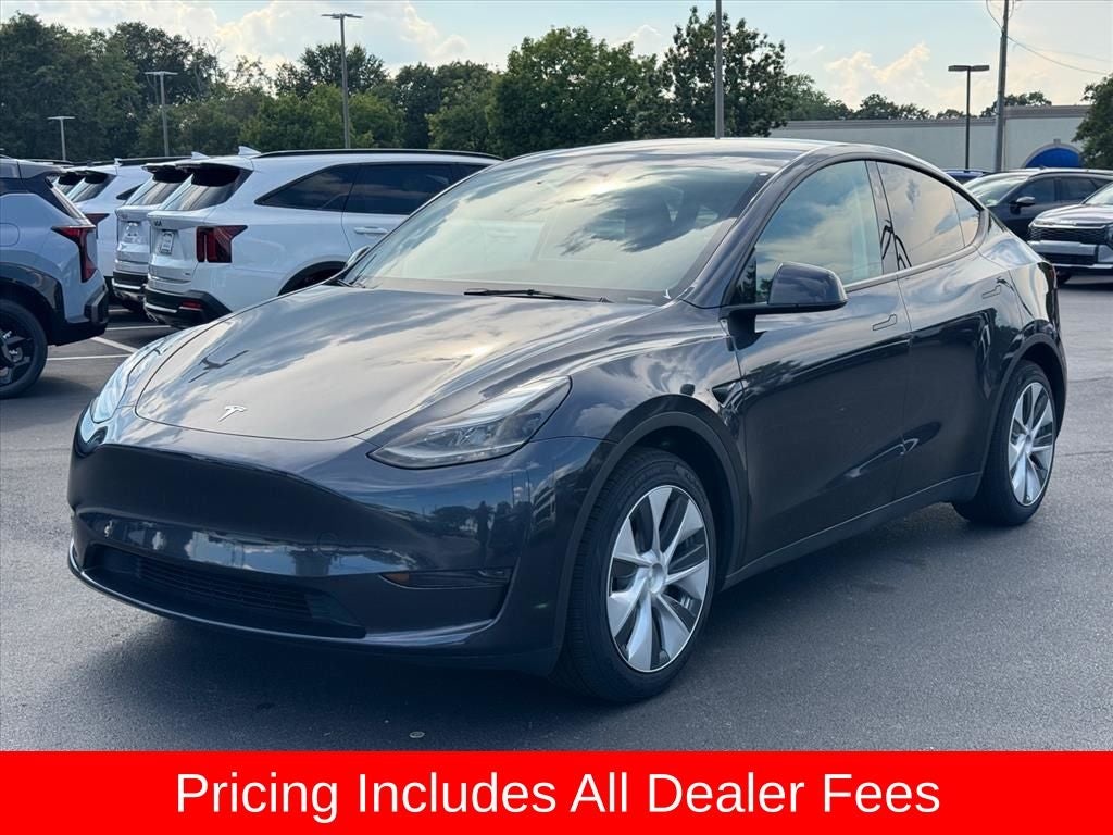 2024 Tesla Model Y Base