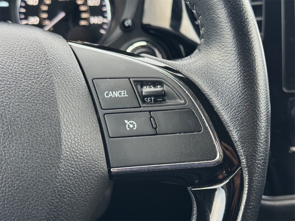 2020 Mitsubishi Outlander SE