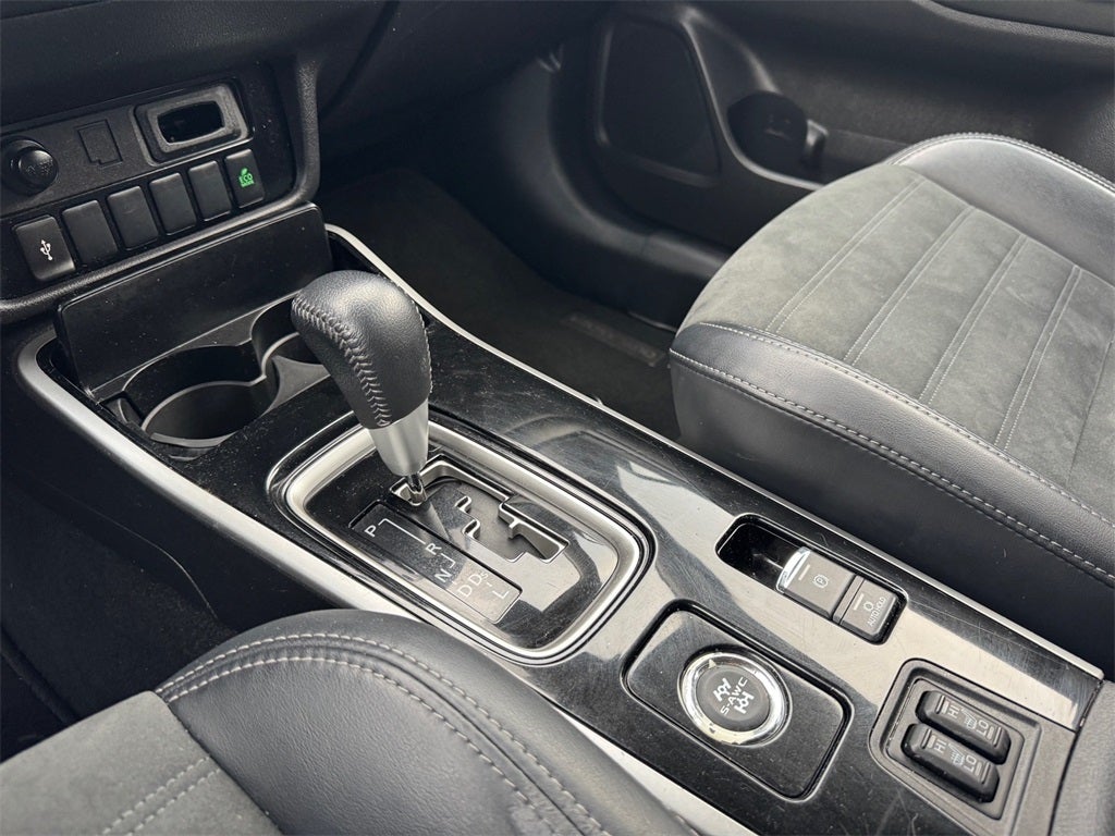 2020 Mitsubishi Outlander SE