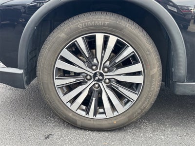 2020 Mitsubishi Outlander SE