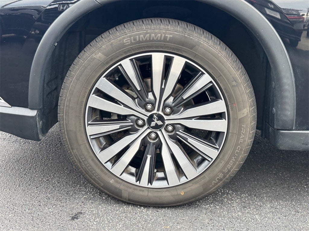 2020 Mitsubishi Outlander SE