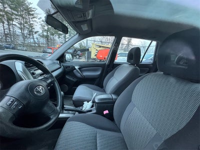 2004 Toyota RAV4 Base