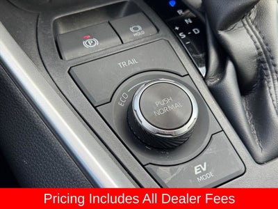 2022 Toyota RAV4 Hybrid SE