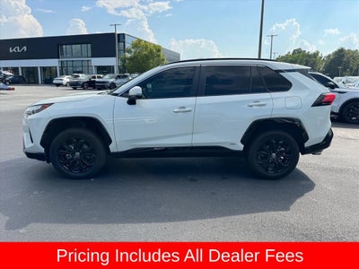 2022 Toyota RAV4 Hybrid SE