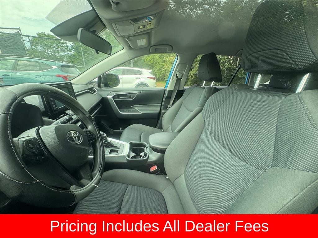 2019 Toyota RAV4 LE