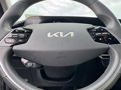 2023 Kia Niro EX
