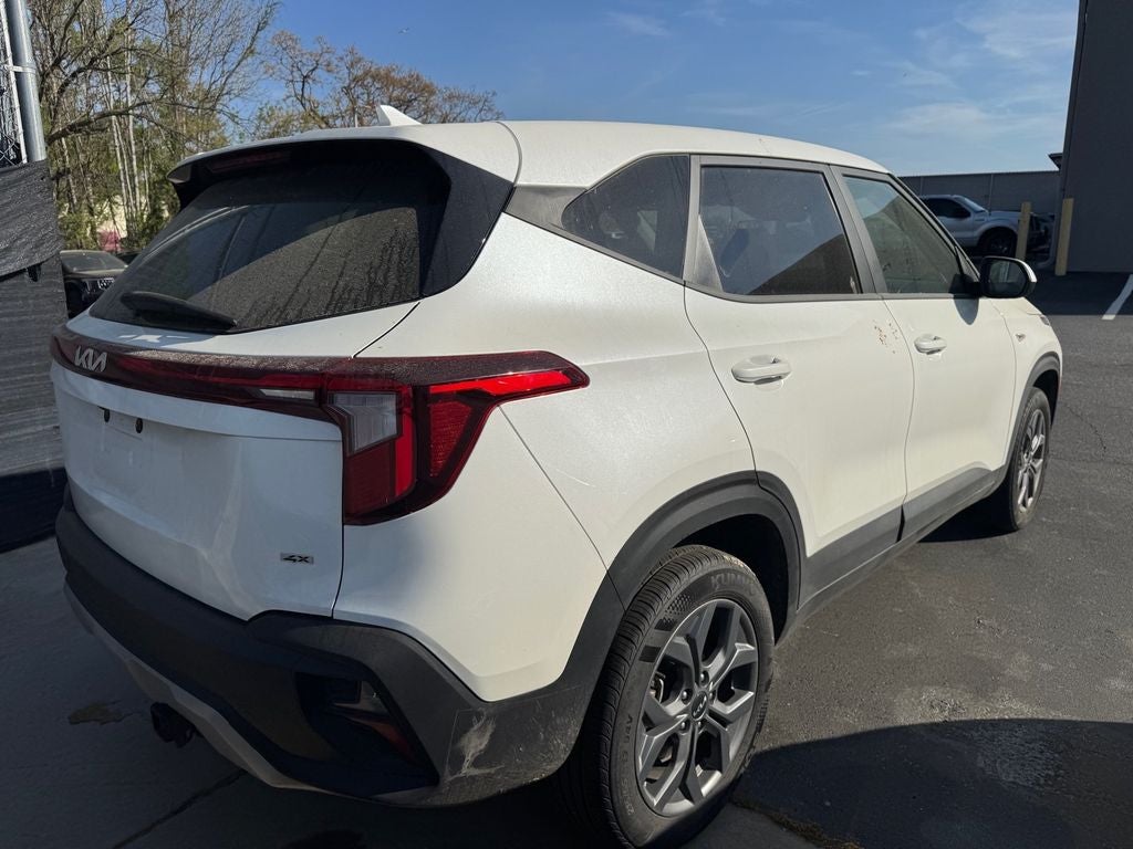 2025 Kia Seltos LX