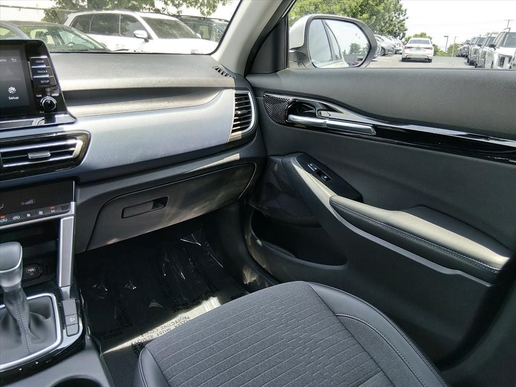 2023 Kia Seltos S