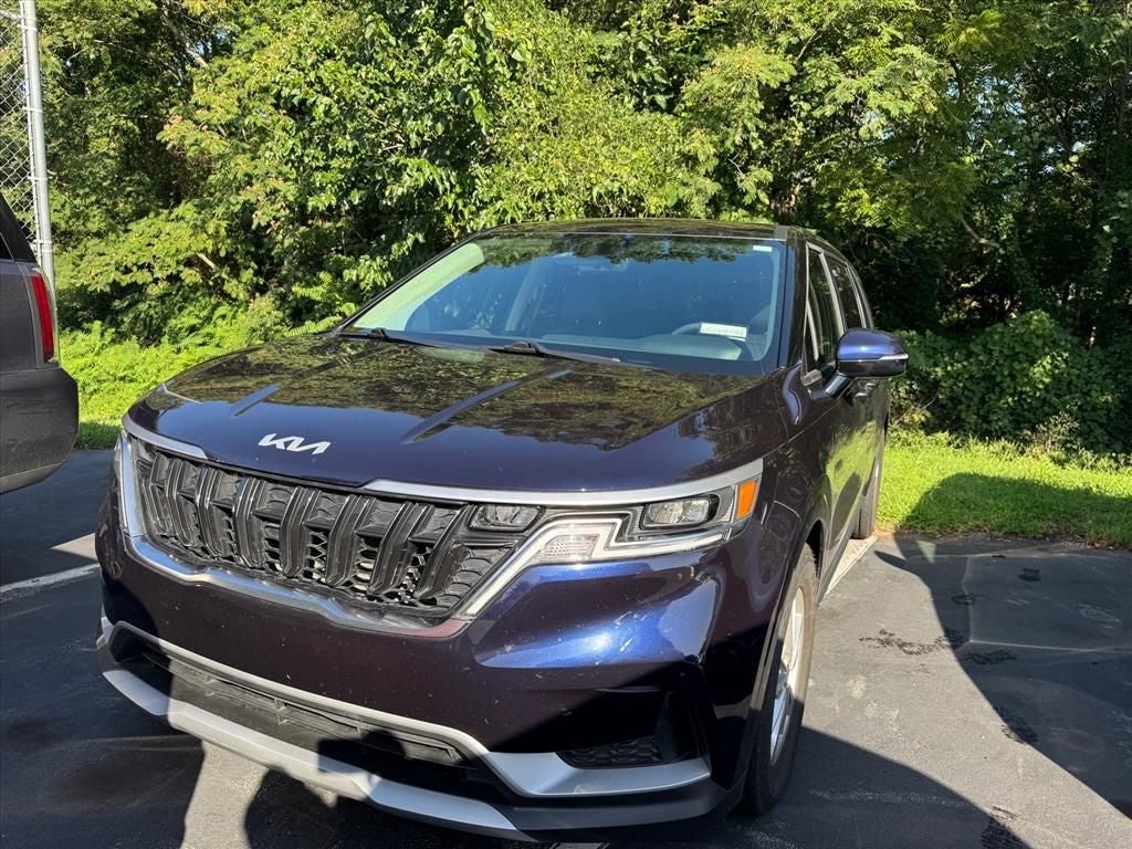 2024 Kia Carnival LX