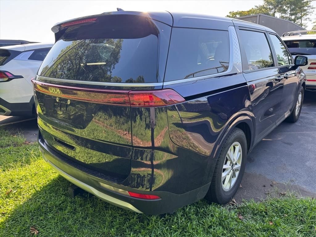 2024 Kia Carnival LX