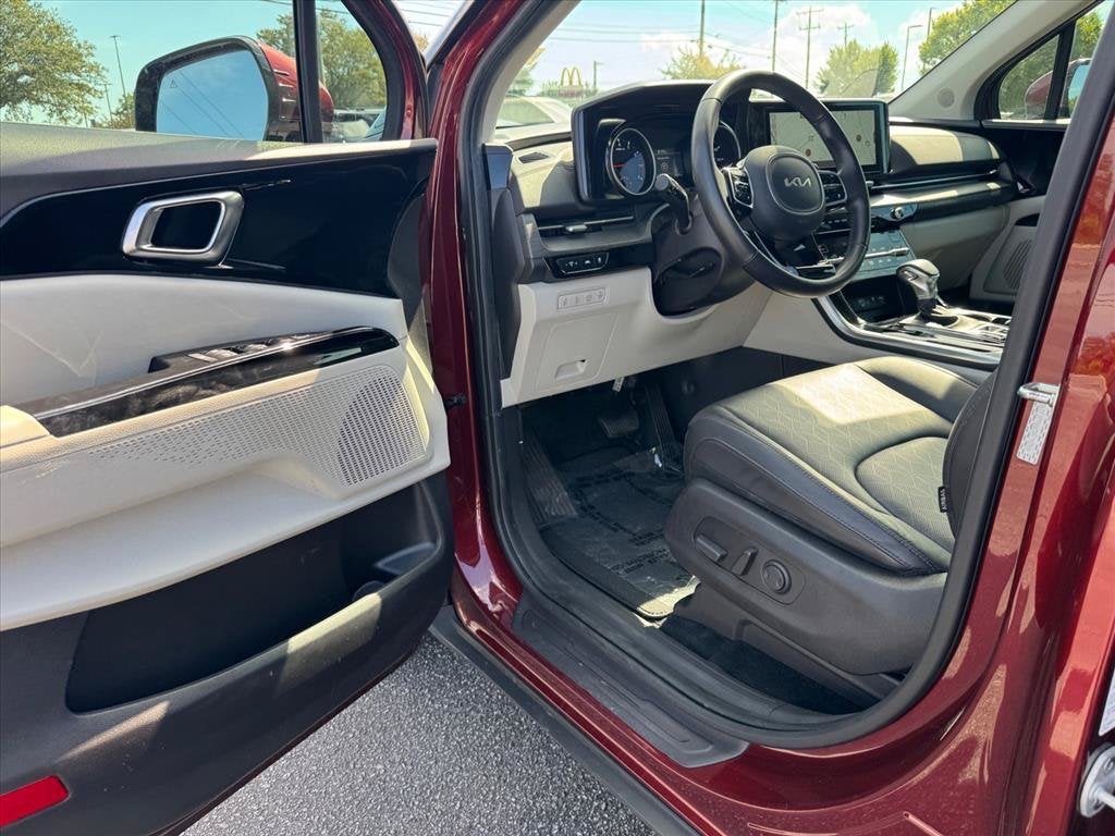 2024 Kia Carnival EX