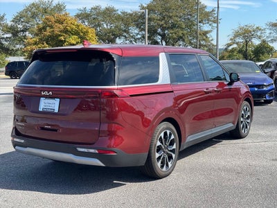 2024 Kia Carnival EX