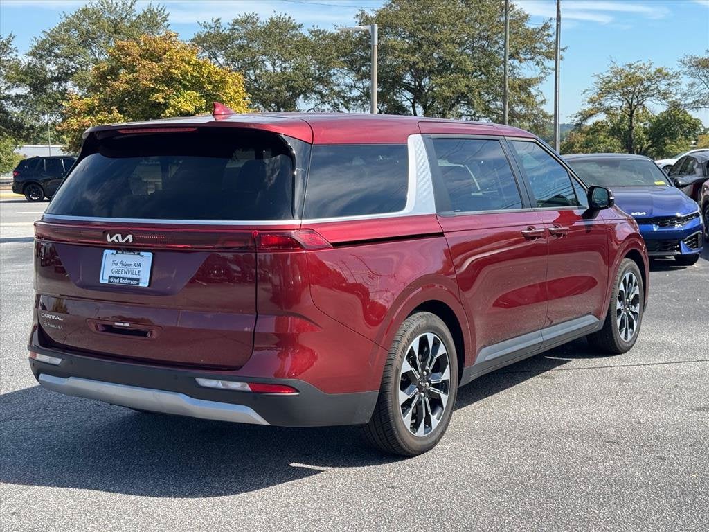 2024 Kia Carnival EX