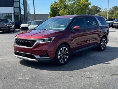 2024 Kia Carnival EX