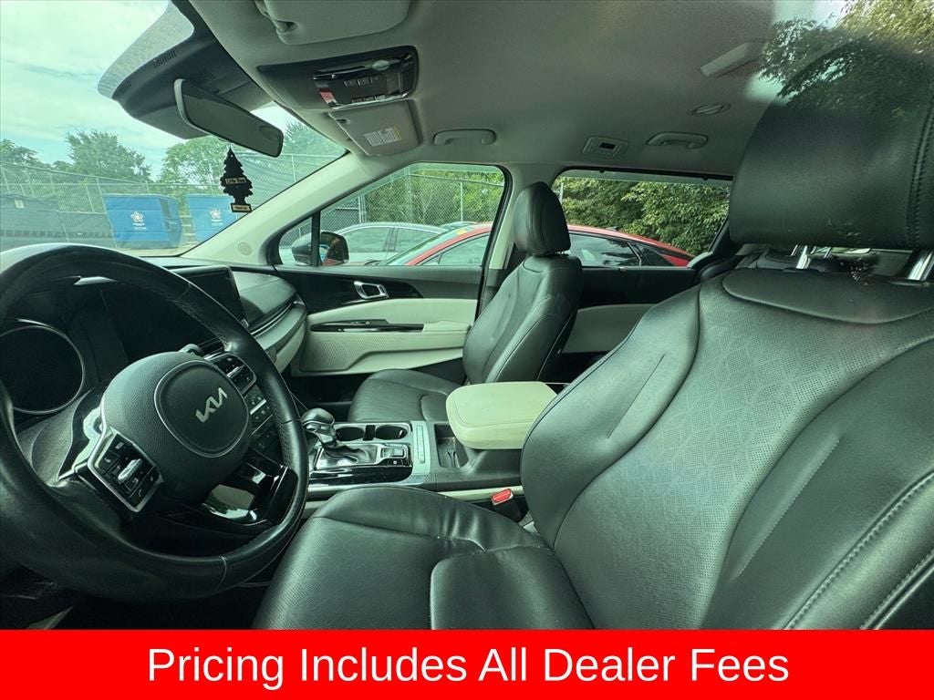 2022 Kia Carnival EX