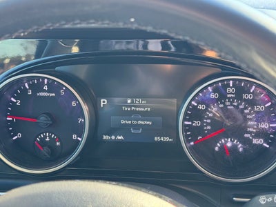 2023 Kia Carnival EX