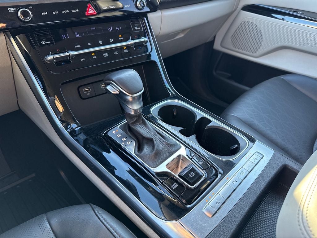 2023 Kia Carnival EX