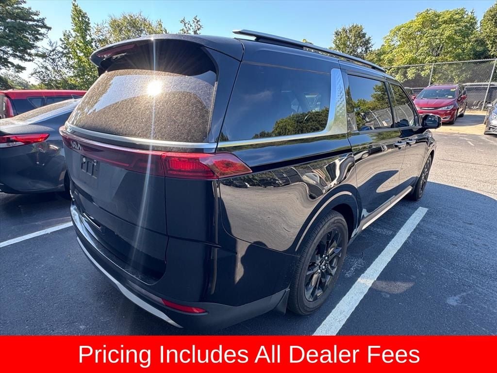 2022 Kia Carnival SX