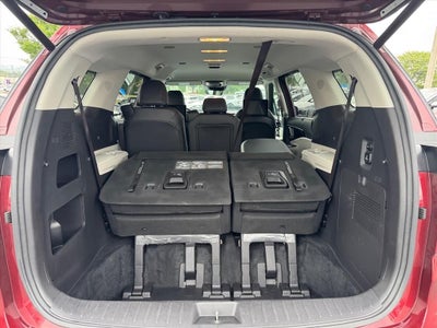 2024 Kia Carnival SX