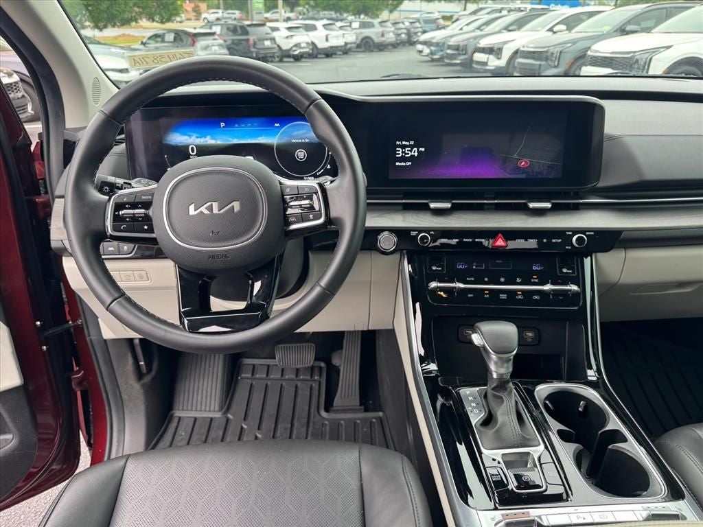 2024 Kia Carnival SX