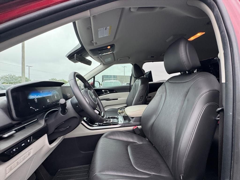 2024 Kia Carnival SX