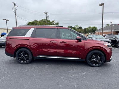 2024 Kia Carnival SX
