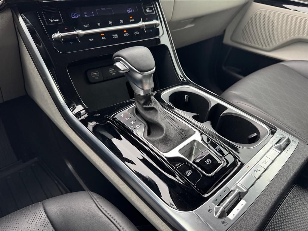 2024 Kia Carnival SX