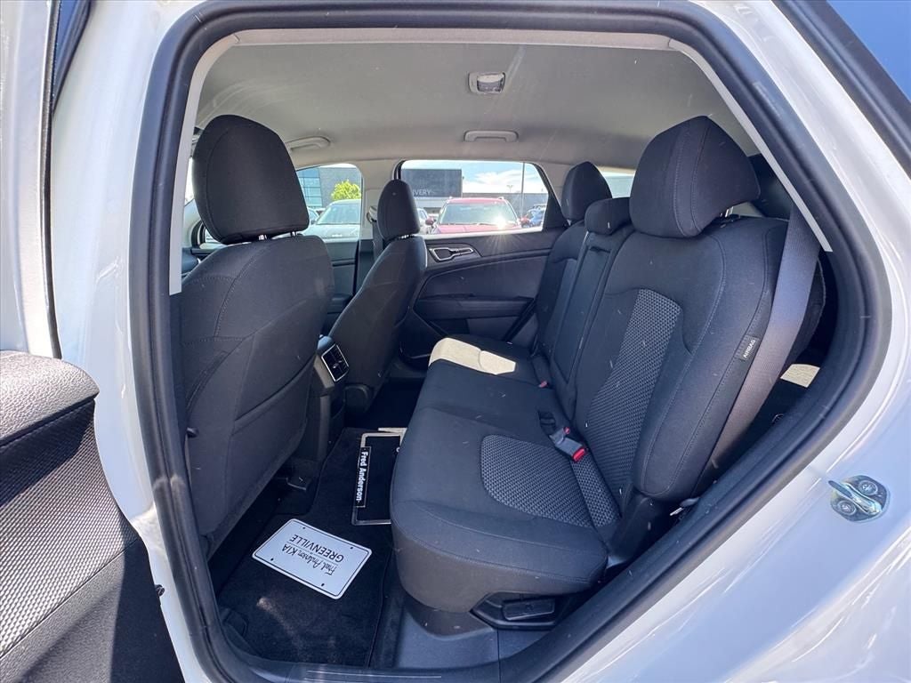 2025 Kia Sportage Hybrid LX