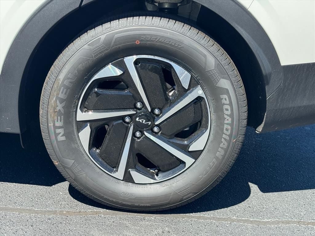 2025 Kia Sportage Hybrid LX