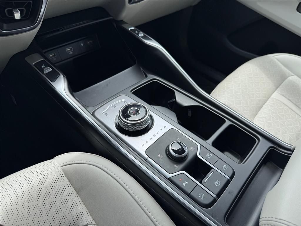 2023 Kia Sorento Hybrid EX