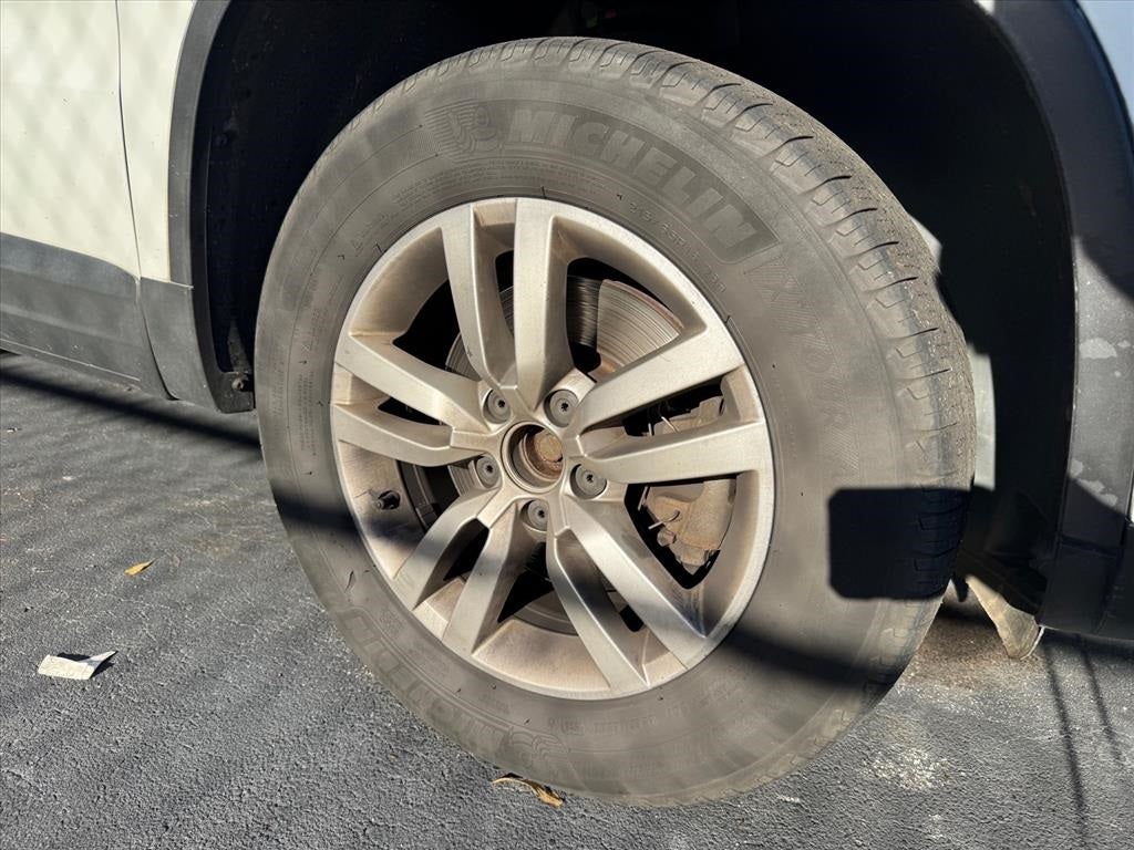 2016 Volkswagen Tiguan S 4Motion