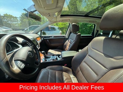 2014 Volkswagen Touareg 3.6L Lux