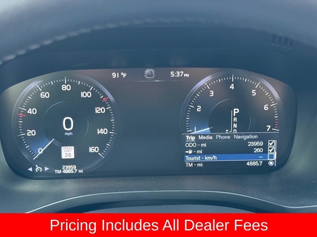 2021 Volvo XC60 T5 Momentum
