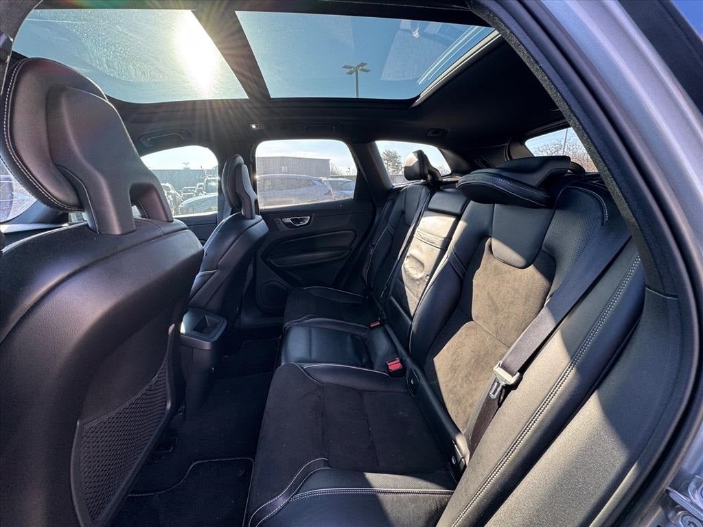 2018 Volvo XC60 T5 R-Design