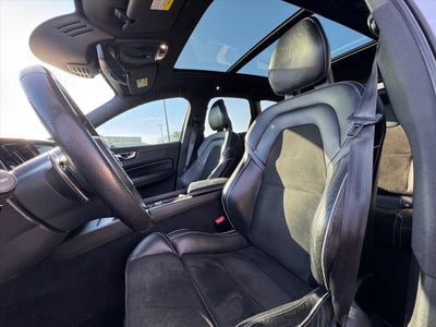 2018 Volvo XC60 T5 R-Design