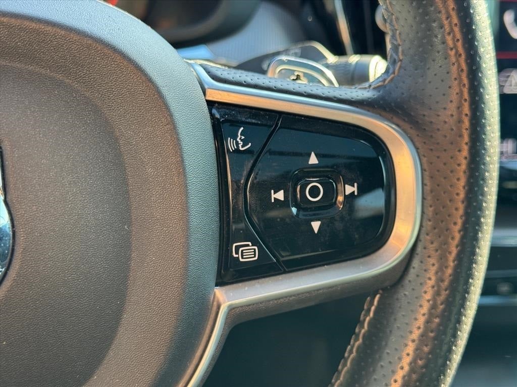 2018 Volvo XC60 T5 R-Design