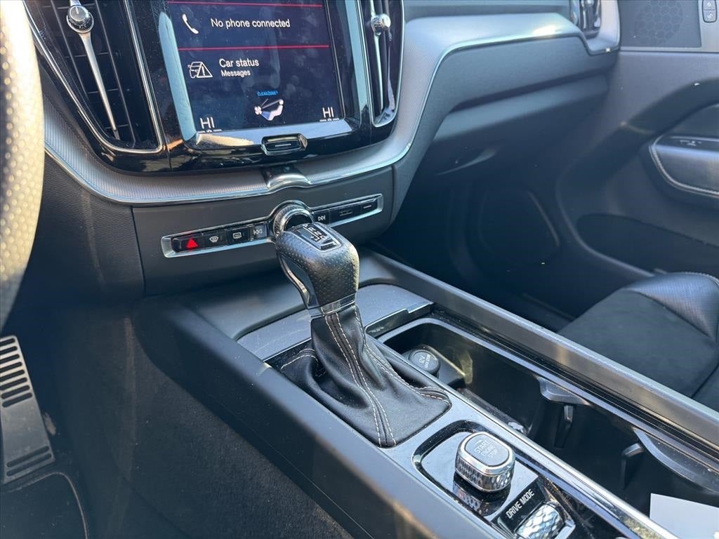 2018 Volvo XC60 T5 R-Design