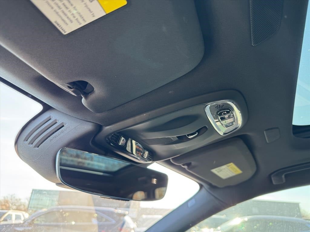 2018 Volvo XC60 T5 R-Design