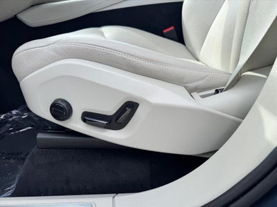 2023 Volvo XC90 B5 Core